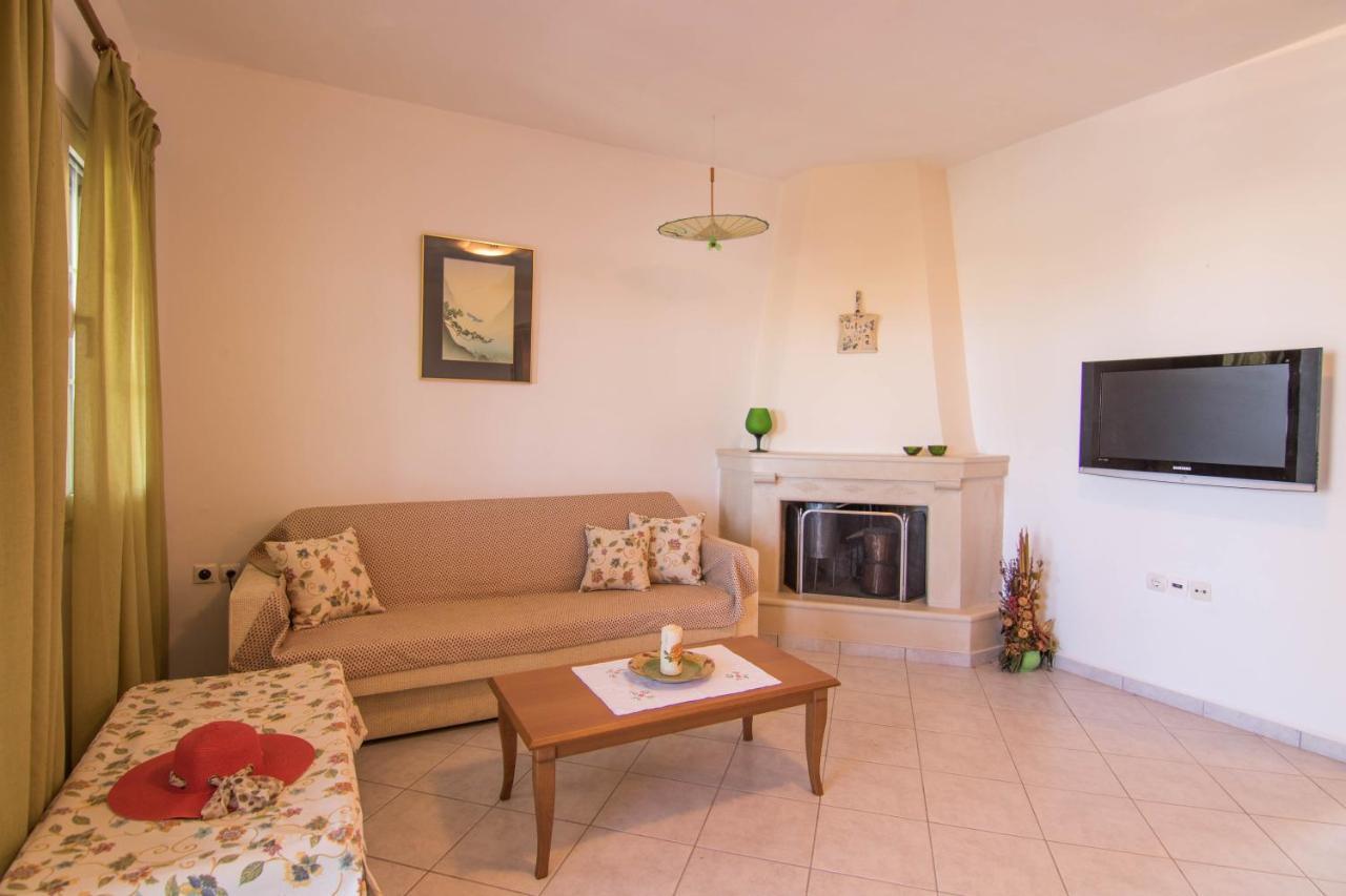 Fedra Apartments, View, Free Parking, 2Mins To Beach Palekastro Exterior photo