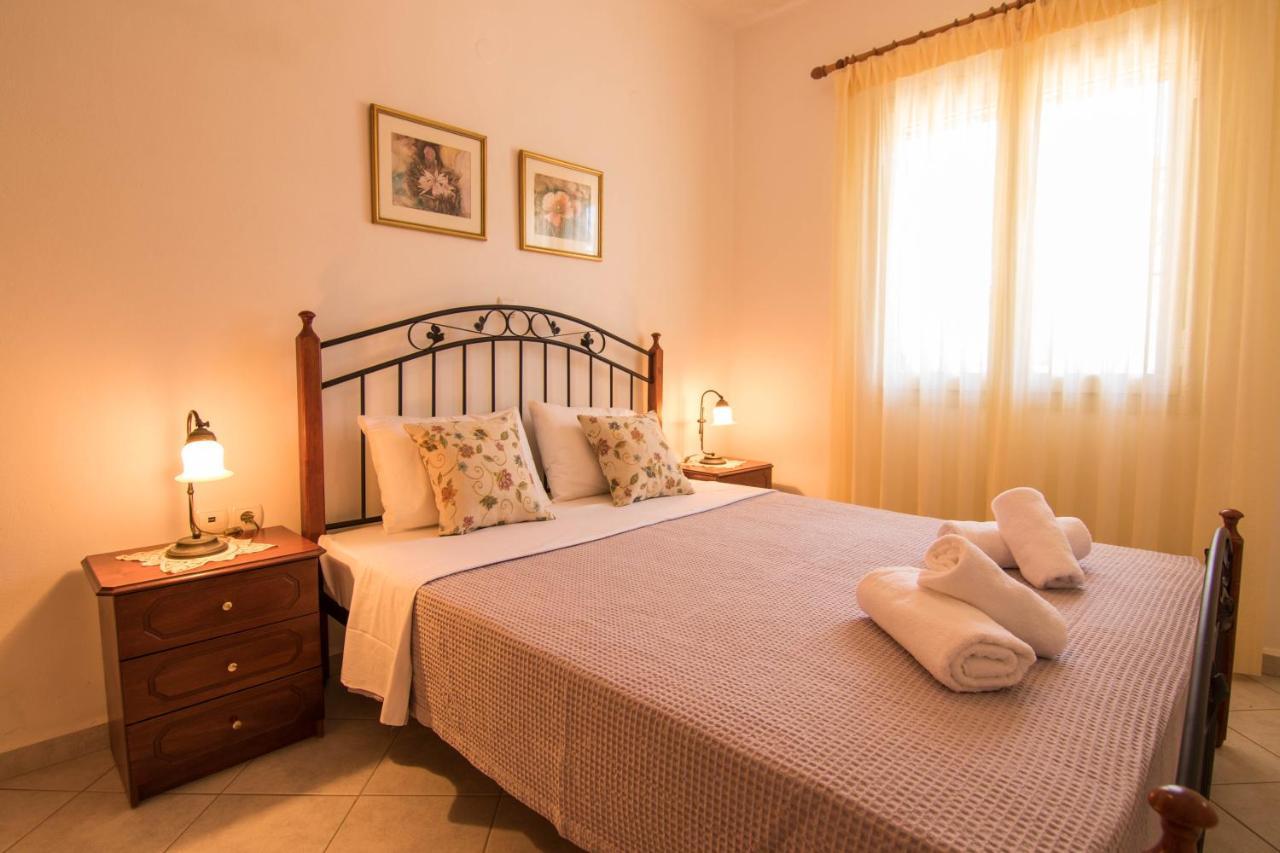 Fedra Apartments, View, Free Parking, 2Mins To Beach Palekastro Exterior photo